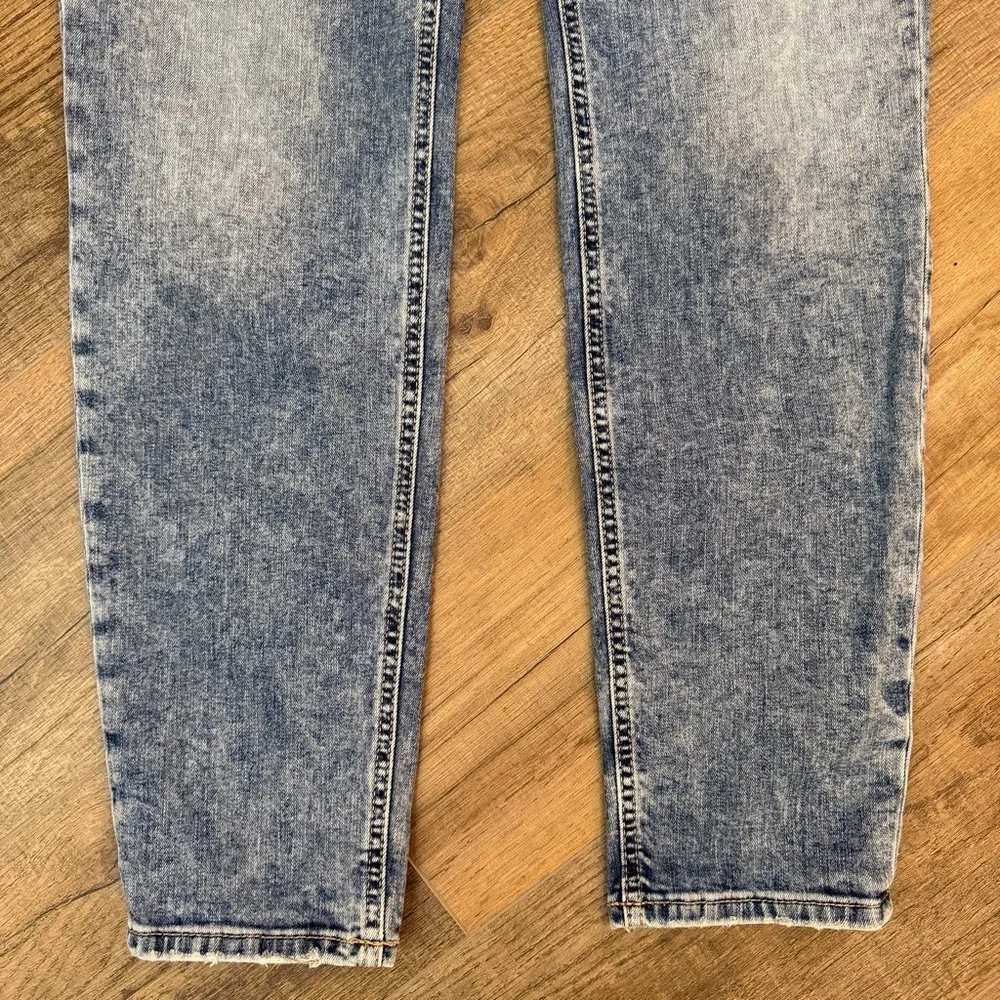 Silver Jeans Boyfriend Women 31 Light Blue Denim Jean Vintage Acid Wash Inspired